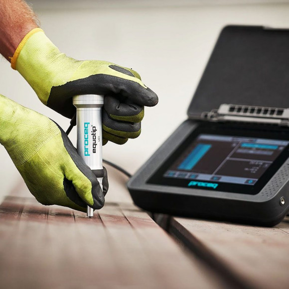 Портативный твердомер Equotip 550 UCI Портативный твердомер Equotip 550 UCI