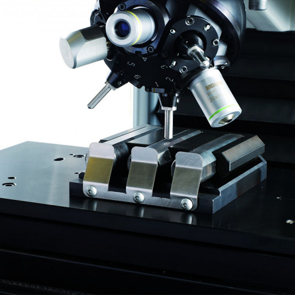 Универсальный твердомер DuraVision 450 Универсальный твердомер DuraVision 450