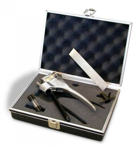 Модель В-75 - твердомер Вебстер (Webster) для латуни, жёстких сплавов алюминия и мягкой стали Модель В-75 - твердомер Вебстер (Webster) для латуни, жёстких сплавов алюминия и мягкой стали